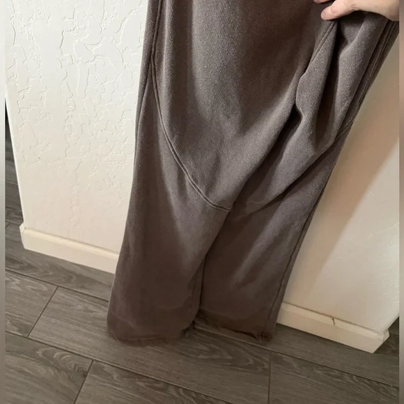 Free People Movement|Free spirit one piece,brown open back jumpsuit;flare leg••• - Picture 10 of 16